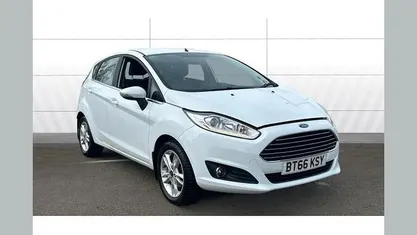 Used Ford Fiesta Zetec 101 HP (74 kW) 2016 Hatchback