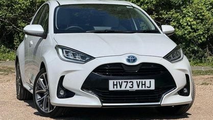 Usado Toyota Yaris Hybrid 116 CV (85 kW) 2023 Blanco Utilitario