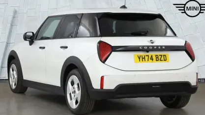 Usado Mini Cooper Classic 114 kW (156 HP) 2026 Citadino