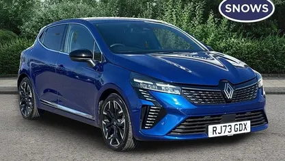 Used Renault Clio V Techno 143 HP (105 kW) 2025 Hatchback