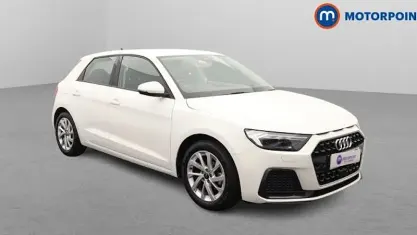 Used Audi A1 Sportback Sport 95 HP (69 kW) 2022 White Hatchback