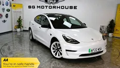 White Used 2021 Tesla Model 3 Standard Range Sedan | £18,395 (Fair price)