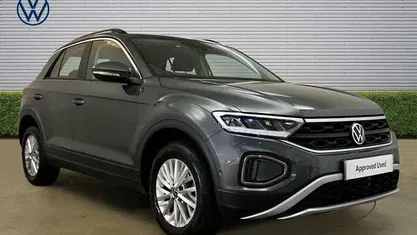 Used VW T-Roc Life 150 HP (110 kW) 2024 SUV