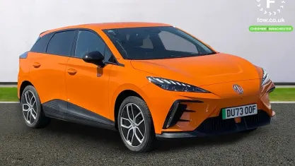 Used MG MG4 EV Trophy 150 kW (204 HP) 2023 Orange Hatchback