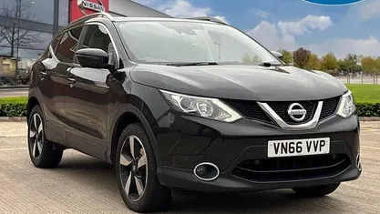 Used Nissan Qashqai N-Connecta 116 HP (85 kW) 2016 SUV