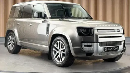 Used Land Rover Defender S 250 HP (183 kW) 2022 Gallium silver SUV