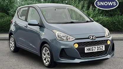 Used Hyundai i10 SE 67 HP (49 kW) 2020 Hatchback