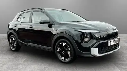 Used Kia Stonic 99 HP (72 kW) 2026 Black SUV