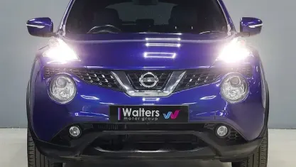 Begagnad Nissan Juke N-Connecta 110 HK (80 kW) 2017 Blå SUV