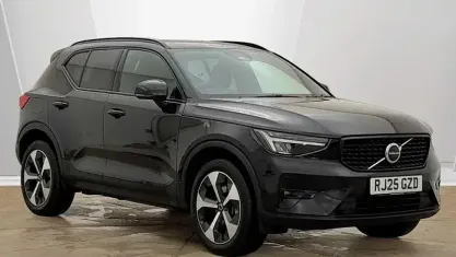 Used Volvo XC40 Plus 197 HP (144 kW) 2027 Black SUV