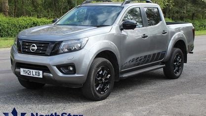 Używany Nissan Navara N-Guard 190 KM (139 kW) 2021 Szary Pickup