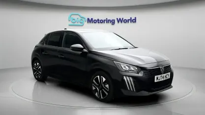 Used Peugeot 208 Allure 101 HP (74 kW) 2024 Black Hatchback