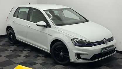 Used VW e-Golf 85 kW (116 HP) 2015 Hatchback