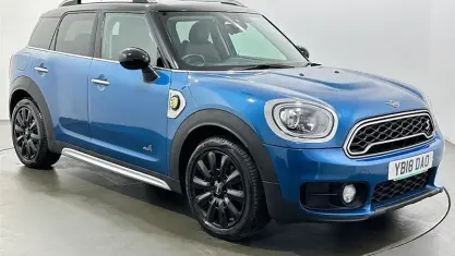 Used Mini Cooper S 224 HP (164 kW) 2018 Blue Hatchback
