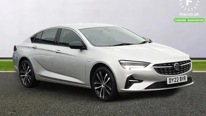 Used Vauxhall Insignia Edition 122 HP (89 kW) 2021 Hatchback