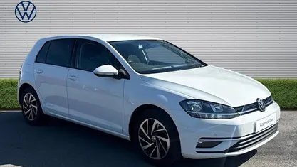 Used VW Golf VII Match 150 HP (110 kW) 2019 White Hatchback