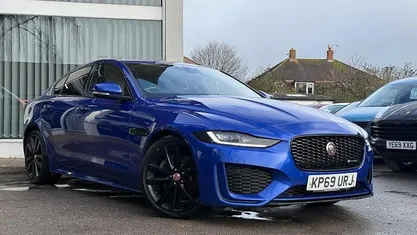 Used Jaguar XE R-Dynamic 179 HP (131 kW) 2019 Blue Sedan