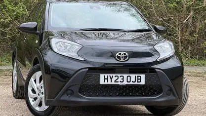 Used Toyota Aygo X PURE 72 HP (52 kW) 2025 SUV