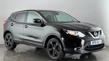 Used 2016 Nissan Qashqai N-Connecta SUV | £6,950 (Fair price)
