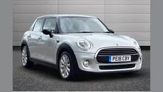 White silver Used 2018 Mini Cooper Hatchback | £11,550 (Fair price)