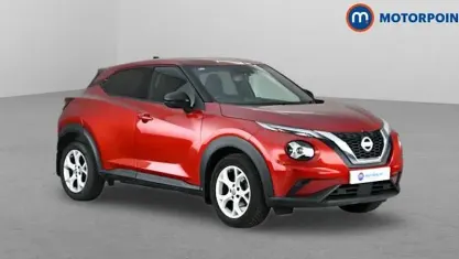 Used Nissan Juke N-Connecta 114 HP (83 kW) 2022 Red SUV