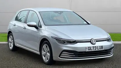Used VW Golf VIII Life 150 HP (110 kW) 2023 Hatchback