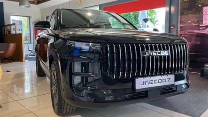 Used 2025 Jaecoo 7 SUV | £30,295 (Good price)
