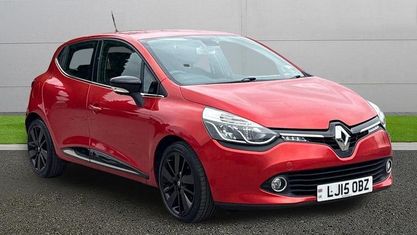 Begagnad Renault Clio IV Dynamique 90 HK (66 kW) 2015 Röd Halvkombi