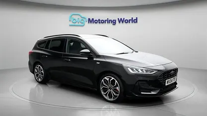 Usado Ford Focus ST-Line X 125 HP (91 kW) 2024 Preto Carrinha