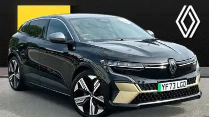 Usado Renault Megane E-Tech Iconic 160 kW (218 CV) 2023 Negro Utilitario