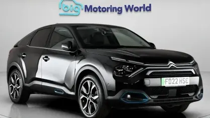 Second-hand Citroën e-C4 Shine 100 kW (136 CP) 2022 Negru Hatchback