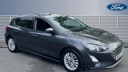 Używany Ford Focus Titanium 120 KM (88 kW) 2020 Szary Hatchback