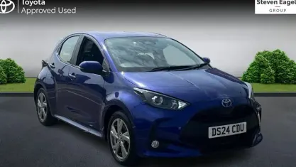 Used Toyota Yaris 116 HP (85 kW) 2024 Blue Hatchback