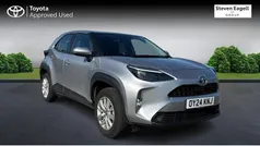 Used 2025 Toyota Yaris Hybrid Estate | £21,359 (Good price)