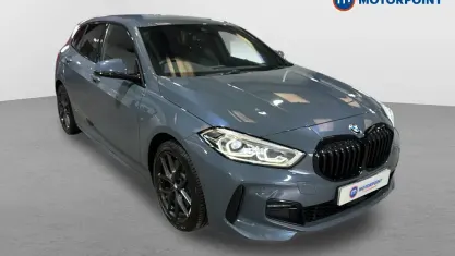 Używany BMW 118 M Sport 136 KM (100 kW) 2023 Szary Hatchback