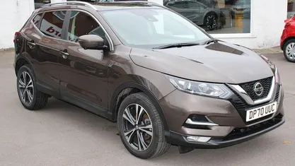 Bronze Used 2020 Nissan Qashqai N-Connecta SUV | £17,906 (Fair price)