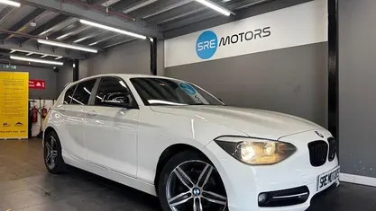 Used BMW 118 Sport Line 143 HP (105 kW) 2014 White Hatchback