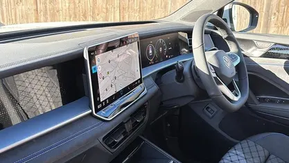 Used 2025 VW Tayron R-line SUV | £38,999 (Fair price)