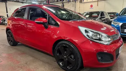 Begagnad Kia Rio 109 HK (80 kW) 2014 Halvkombi