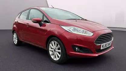 Used Ford Fiesta Titanium 105 HP (77 kW) 2015 Hatchback