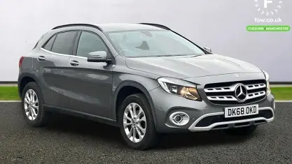 Usado Mercedes GLA200 Executive 156 HP (114 kW) 2018 Cinzento SUV