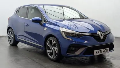 Used Renault Clio V RS Line 140 HP (102 kW) 2022 Hatchback