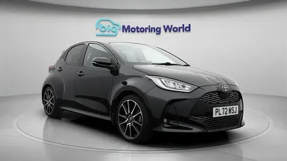 Used Toyota Yaris Hybrid Sport 116 HP (85 kW) 2022 Black Hatchback