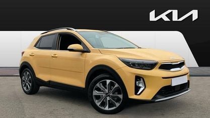 Używany Kia Stonic 120 KM (88 kW) 2024 Żółty SUV