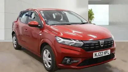 Używany Dacia Sandero Comfort 91 KM (66 kW) 2022 Hatchback