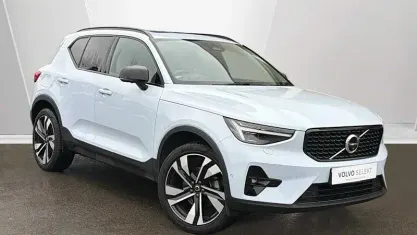 Usado Volvo XC40 Ultra 163 HP (119 kW) 2025 SUV