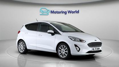 Second-hand Ford Fiesta Titanium 125 CP (91 kW) 2020 Alb Hatchback