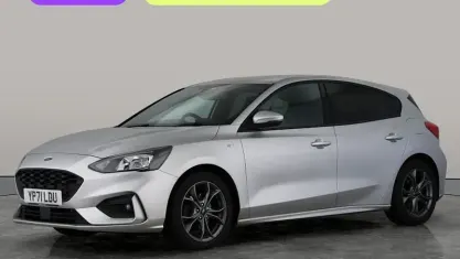 Used Ford Focus ST-Line 125 HP (91 kW) 2021 Silver Hatchback