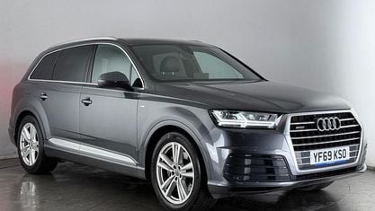 Usado Audi Q7 S-Line 231 HP (169 kW) 2019 Cinzento SUV