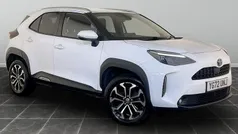 Used 2025 Toyota Yaris Hybrid Design Estate | £16,395 (Super price)